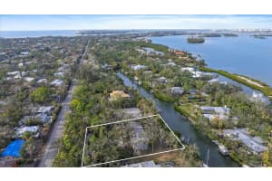 5225 Hidden Harbor Rd, SARASOTA
