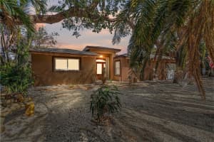 951 Contento St., SIESTA KEY