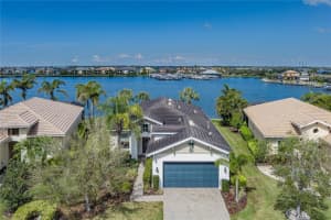 5040 Lake Overlook Ave, BRADENTON
