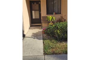 6211 Timber Lake Dr #b9, SARASOTA