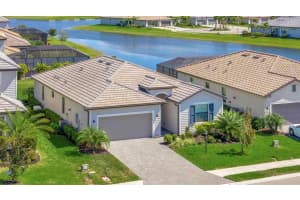 5317 Coral Reef Way, BRADENTON