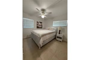 9200 Midnight Pass Rd #10, SARASOTA