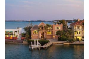 1364 Point Crisp Rd, SARASOTA