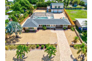6139 Hollywood Blvd, SARASOTA