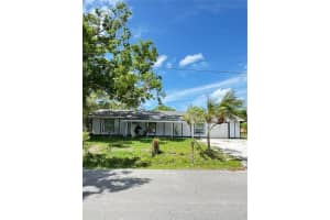 4452 Worcester Rd, SARASOTA