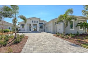 8348 Catamaran Cir, LAKEWOOD RANCH