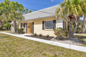 2403 Aspinwall St, SARASOTA