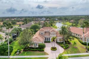 6822 Dominion Ln, LAKEWOOD RANCH