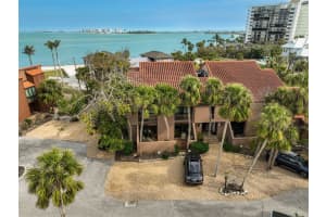105 Pass Key Rd #105, SARASOTA