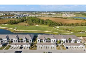 12390 Wellen Golf St #201, VENICE