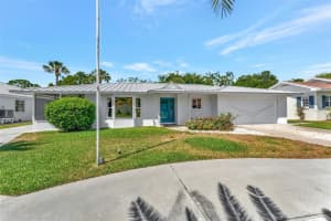 305 Bernard Ave, SARASOTA