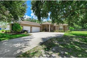 2611 221st St E, BRADENTON