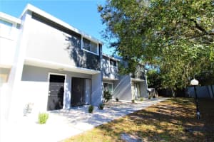 2740 Proctor Rd #2740, SARASOTA