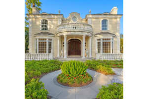 1577 Alexander Rd, BELLEAIR