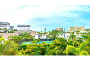 1200 E Peppertree Ln #305, SARASOTA