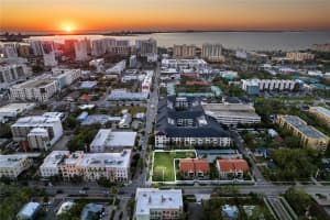 1575 Blvd Of The Arts, SARASOTA