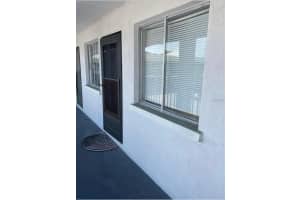3101 Bee Ridge Rd #221, SARASOTA