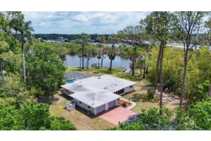 4311 52nd St E, BRADENTON