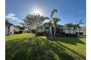 7448 39th Ct E, SARASOTA
