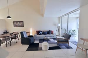 8370 Wingate Dr #724, SARASOTA