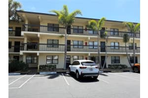 425 30th Ave W #c204, BRADENTON