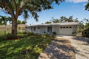 709 84th St Nw, BRADENTON