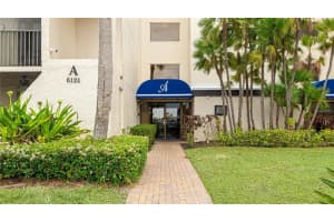 6124 43rd St W #404a, BRADENTON