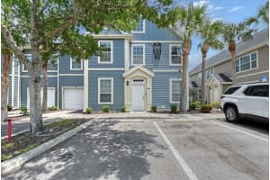 5681 Bidwell Pkwy #102, SARASOTA