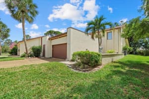 6207 Courtside Dr #23, BRADENTON