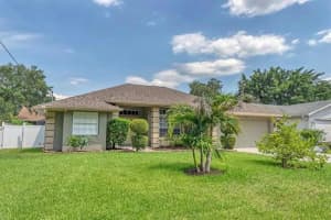 4347 Berkshire Dr, SARASOTA