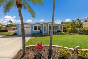 237 85th St, HOLMES BEACH