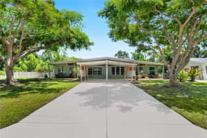 2005 Tetlow Pl, SARASOTA