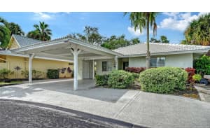 1345 Moonmist Dr #t6, SARASOTA