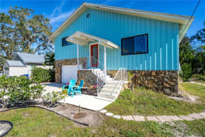 521 Pameto Rd, NOKOMIS