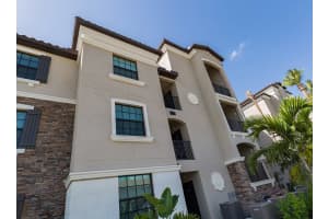 16904 Vardon Ter #202, LAKEWOOD RANCH