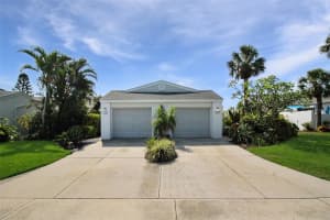 971 Waterside Ln, BRADENTON