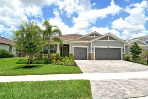 8668 Sundance Loop, SARASOTA