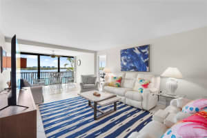 8977 Midnight Pass Rd #224, SARASOTA