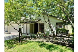 4689 Oak Forest Dr E #1, SARASOTA
