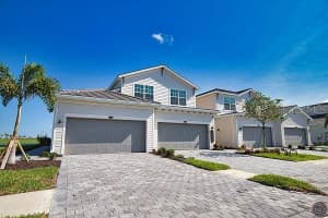 17715 Boracay Ct #202, VENICE