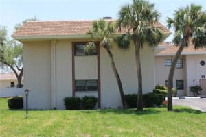 2727 75th St W #5i, BRADENTON