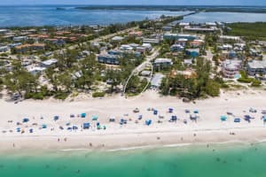 3720 Gulf Dr, HOLMES BEACH