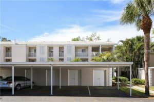 437 Cerromar Ln #315, VENICE