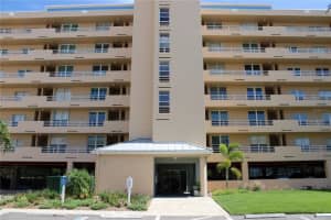 4410 Fairways Blvd #208, BRADENTON