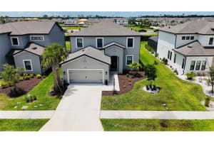 9312 Tequila Sunrise Dr, SARASOTA