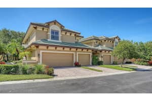 6422 Moorings Point Cir #101, LAKEWOOD RANCH