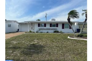 1521 Council Dr, SUN CITY CENTER