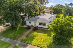 317 Harbor Dr S, VENICE