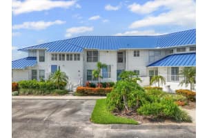 970 Sandpiper Cir #970, BRADENTON