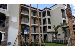 17118 Vardon Ter #307, BRADENTON